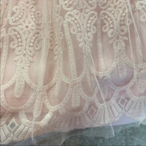 Francesca’s unused Pink Lace Skirt